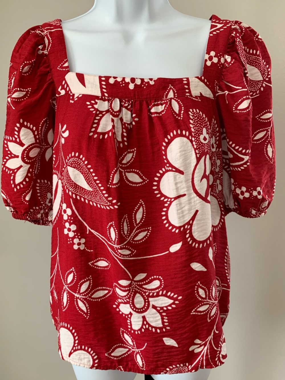 Ann Taylor Red Floral Square-Neck Puff Sleeve Blouse